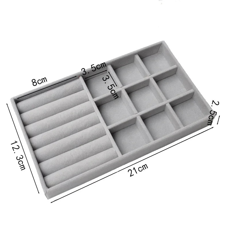 Descubra a Elegância e Organização com o Estojo de Veludo para Joias