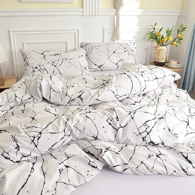 Conjunto de Cama Estilo Cartoon em Preto e Branco: Conforto e Design em Harmonia